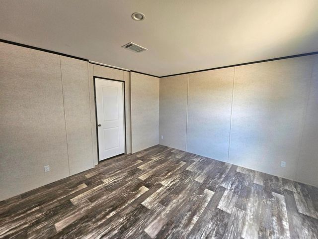 17484 NW 290 Street, Okeechobee, FL 34972