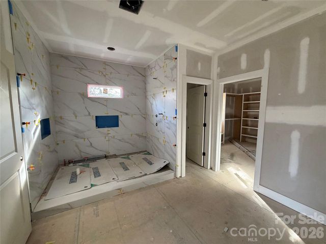 3301 Draper Avenue, Charlotte, NC 28205