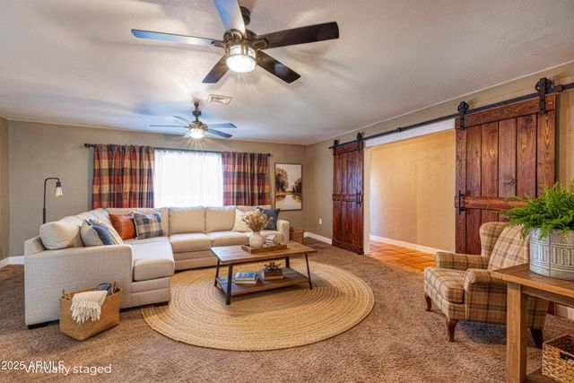 981 Oak Grove Road, Show Low, AZ 85901