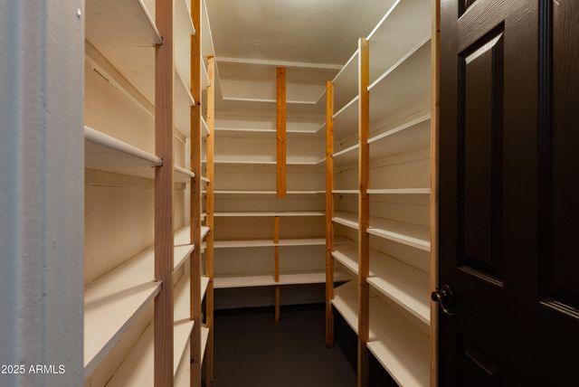 981 Oak Grove Road, Show Low, AZ 85901