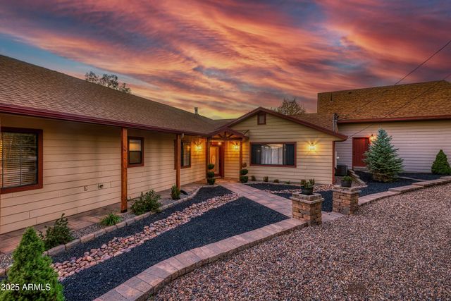 981 Oak Grove Road, Show Low, AZ 85901