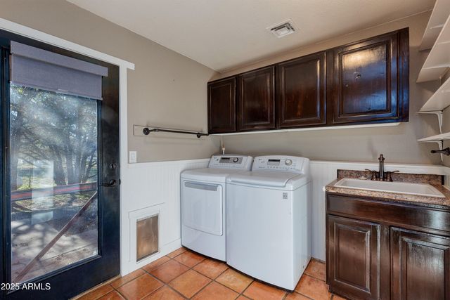 981 Oak Grove Road, Show Low, AZ 85901