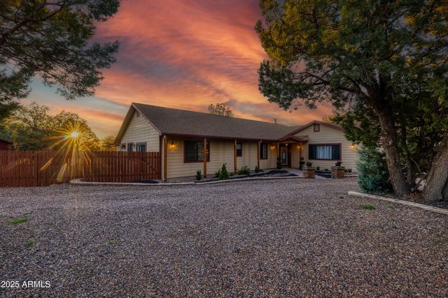 981 Oak Grove Road, Show Low, AZ 85901