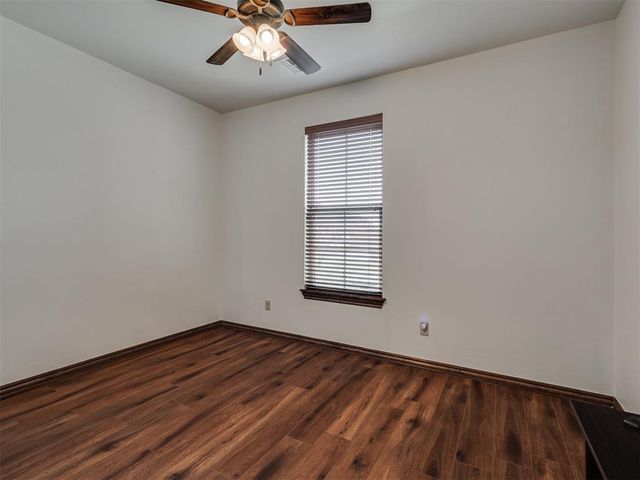 13317 NW 4th Street, Yukon, OK 73099