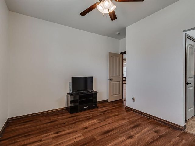 13317 NW 4th Street, Yukon, OK 73099