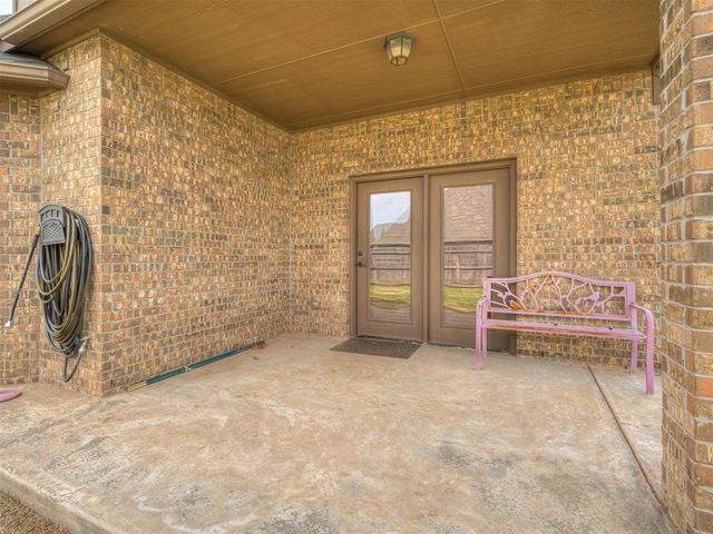 13317 NW 4th Street, Yukon, OK 73099