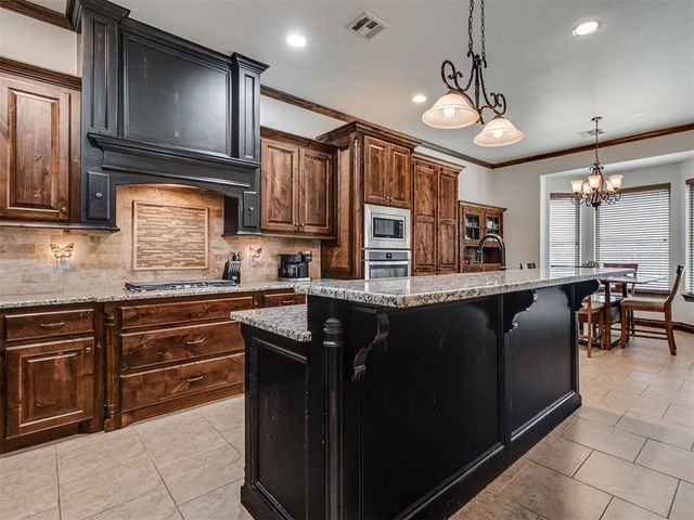 13317 NW 4th Street, Yukon, OK 73099