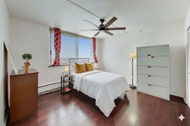 40 N Tower Road 16N, Oak Brook, IL 60523