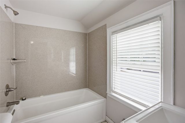 335 Forest Drive SE, Cedar Rapids, IA 52403