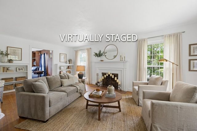 335 Forest Drive SE, Cedar Rapids, IA 52403