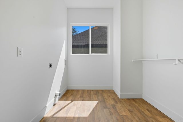 7452 Northwood Dr, Benton, AR 72019