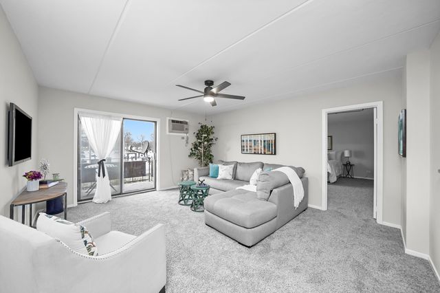 850 Des Plaines Avenue 207, Forest Park, IL 60130