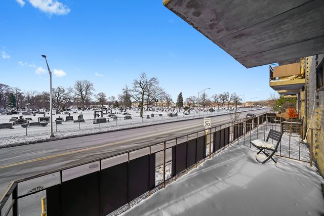 850 Des Plaines Avenue 207, Forest Park, IL 60130