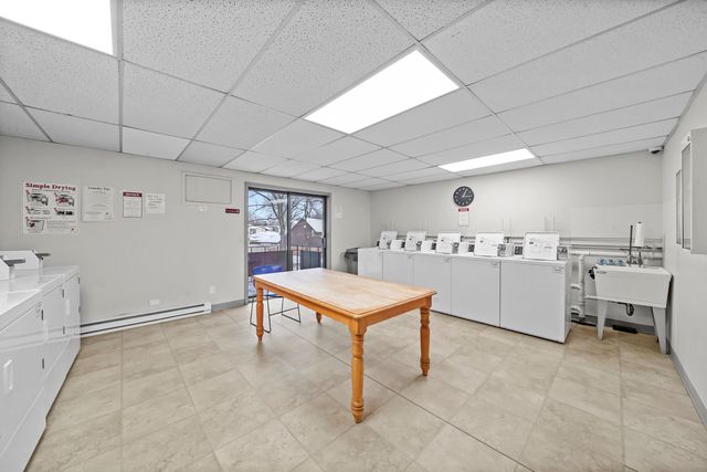 850 Des Plaines Avenue 207, Forest Park, IL 60130