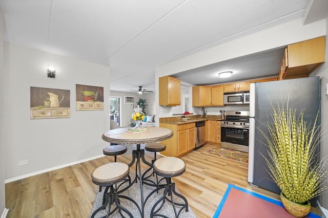 850 Des Plaines Avenue 207, Forest Park, IL 60130