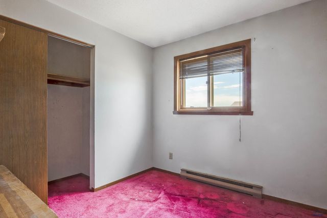 516 MEADOWLARK DR, Box Elder, SD 57719