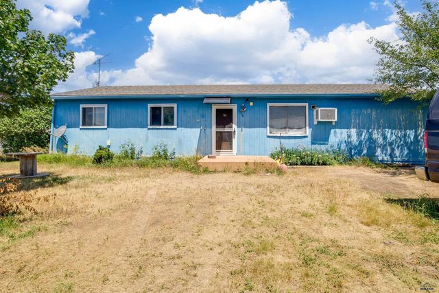 516 MEADOWLARK DR, Box Elder, SD 57719