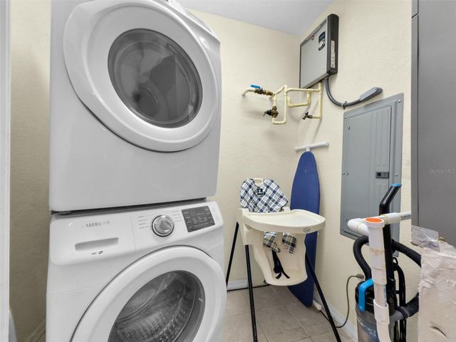 9051 TREASURE TROVE LANE 301, Kissimmee, FL 34747