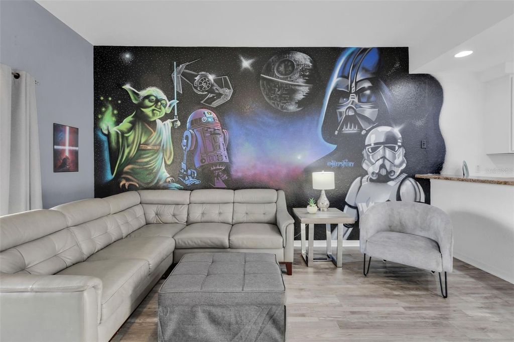 Image 6 of property listing at 9051 TREASURE TROVE LANE 301, Kissimmee, FL 34747