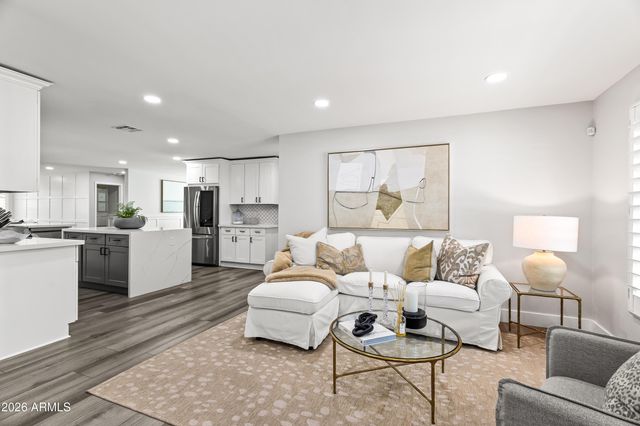 3840 E MULBERRY Drive, Phoenix, AZ 85018