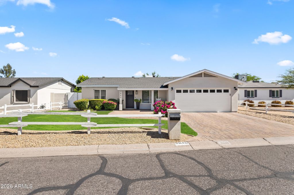3840 E MULBERRY Drive, Phoenix, AZ 85018