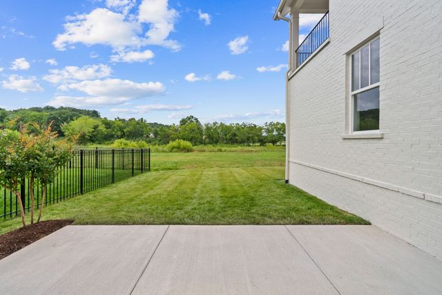 1304 McQuiddy Rd, Nashville, TN 37221
