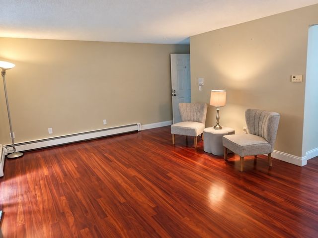 2320 Skyline Dr 18, Lowell, MA 01854