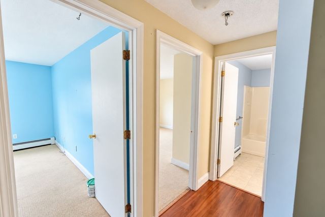 2320 Skyline Dr 18, Lowell, MA 01854
