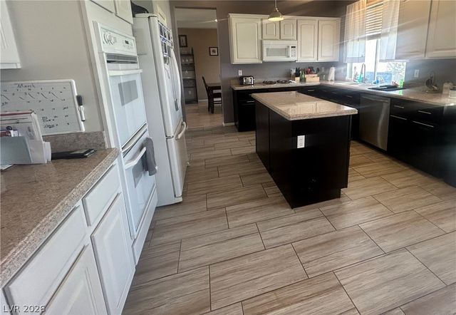 2076 Santina Avenue, Las Vegas, NV 89123