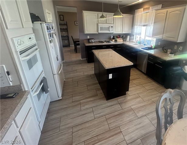 2076 Santina Avenue, Las Vegas, NV 89123