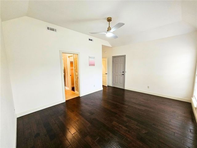 1300 Willow Bend Avenue, Bentonville, AR 72713