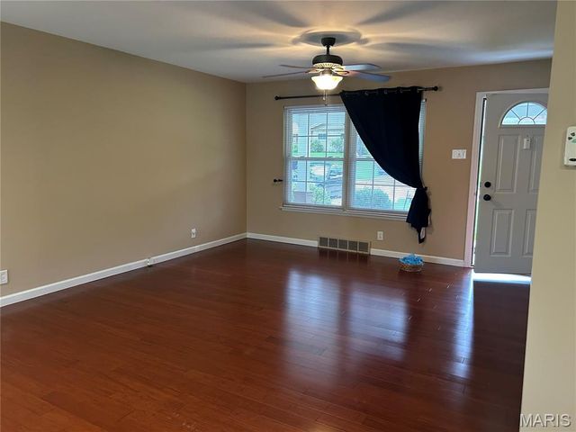 31 Graeler Drive, St Louis, MO 63146