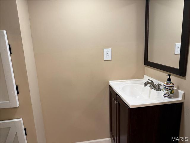 31 Graeler Drive, St Louis, MO 63146