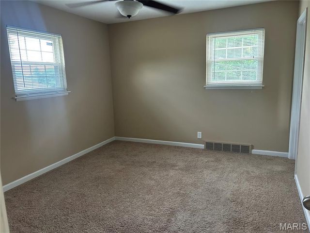 31 Graeler Drive, St Louis, MO 63146