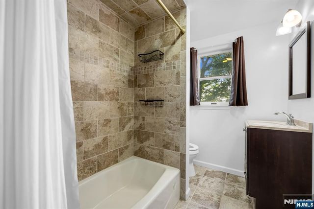 30 Smithfield Road, Waldwick, NJ 07463