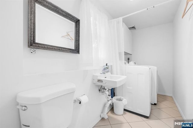 30 Smithfield Road, Waldwick, NJ 07463