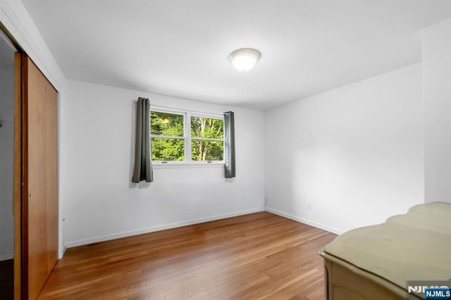 30 Smithfield Road, Waldwick, NJ 07463