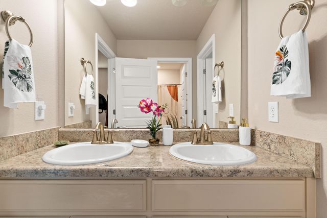 224 Baycliff Drive, Crestview, FL 32536