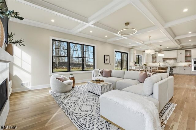 336 Fairmount Ave, Chatham Twp., NJ 07928