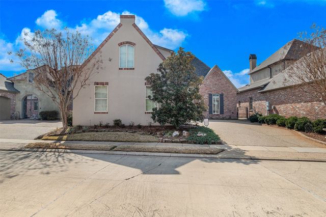 112 Vieux Carre, Bossier City, LA 71111