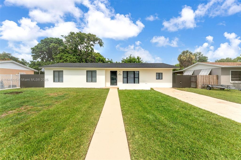 15404 SW 104th Ave, Miami, FL 33157