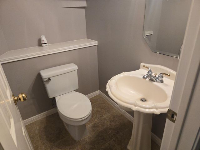 8411 Sandestine Court, Houston, TX 77095