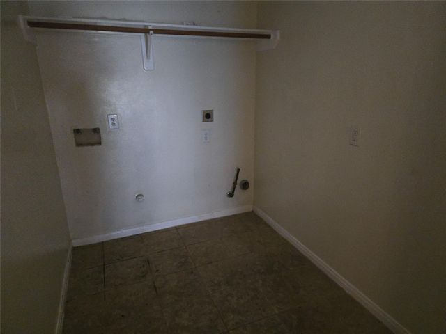 8411 Sandestine Court, Houston, TX 77095