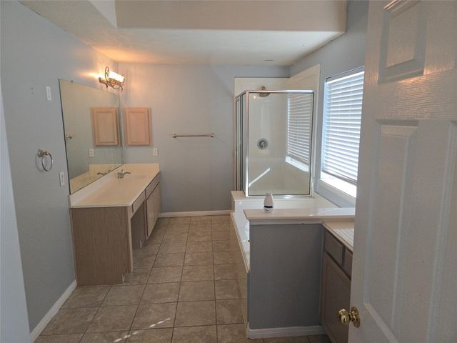 8411 Sandestine Court, Houston, TX 77095