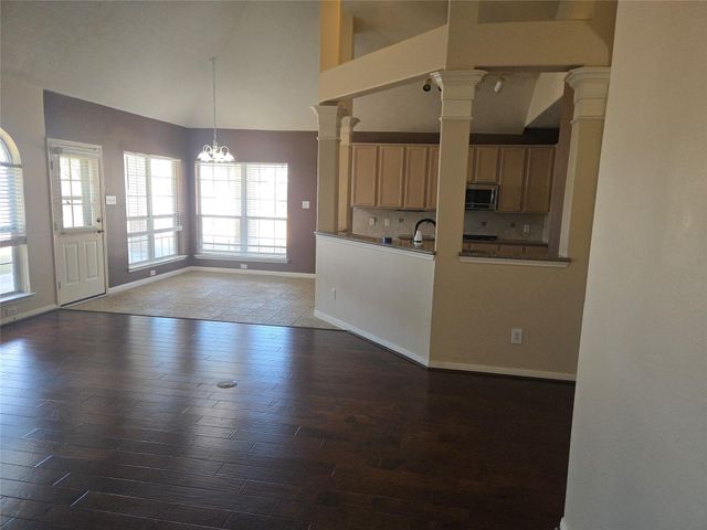 8411 Sandestine Court, Houston, TX 77095