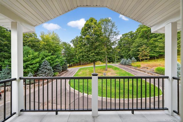 22 Skahen Drive, Tomkins Cove, NY 10986
