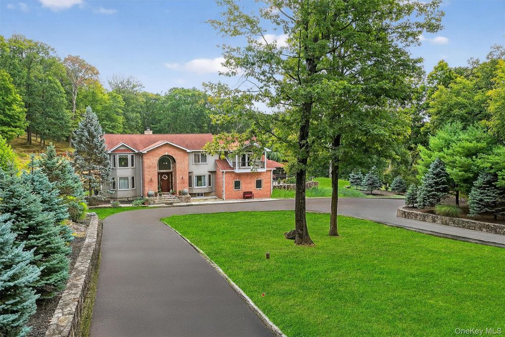 22 Skahen Drive, Tomkins Cove, NY 10986