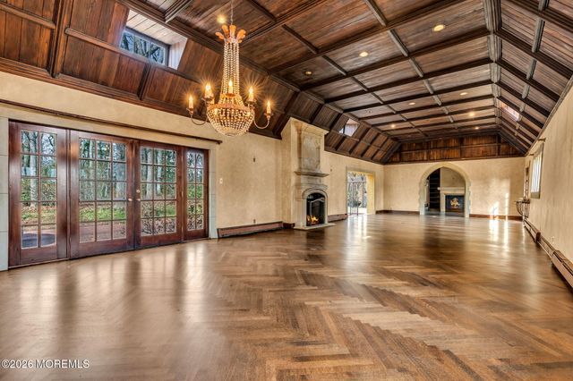 40 Independence Road, Red Bank, NJ 07701