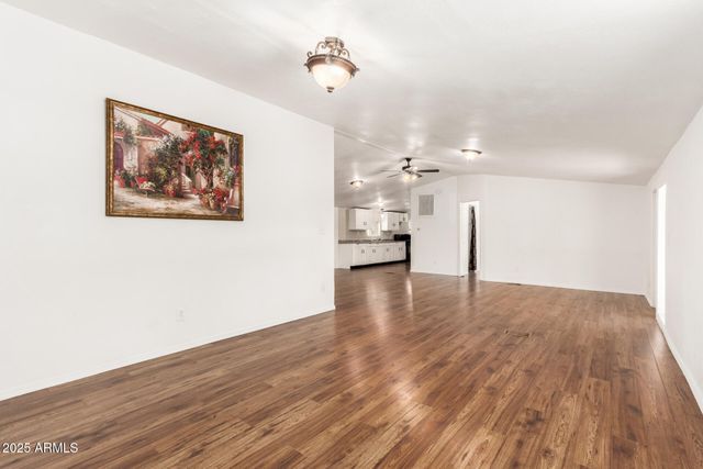 1099 S WARREN Road, Maricopa, AZ 85139