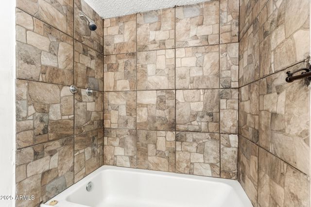 1099 S WARREN Road, Maricopa, AZ 85139